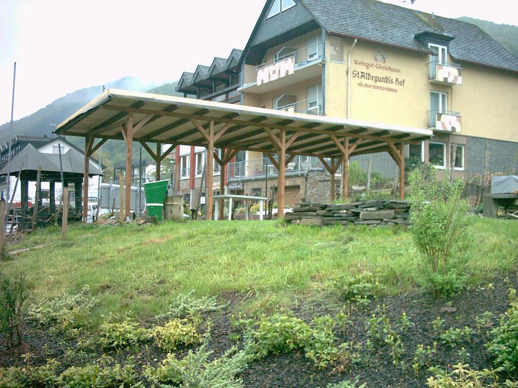 Wein- Und Gaestehaus St. Aldegundishof Санкт-Альдегунд Экстерьер фото